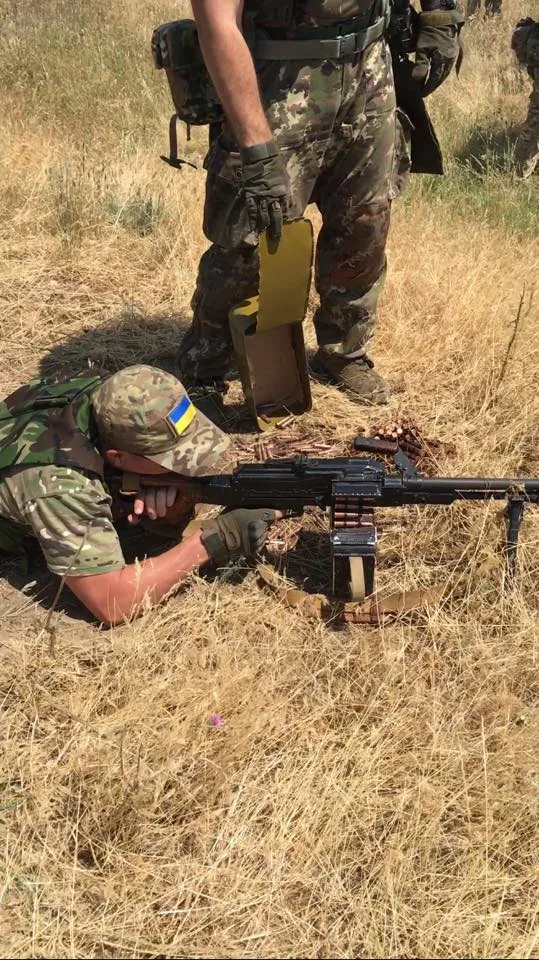 На Херсонщине  проходят совместные военные  учения 56-й бригады и территориальной обороны