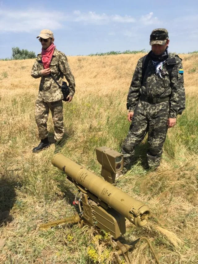 На Херсонщине  проходят совместные военные  учения 56-й бригады и территориальной обороны