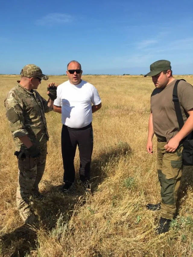 На Херсонщине  проходят совместные военные  учения 56-й бригады и территориальной обороны