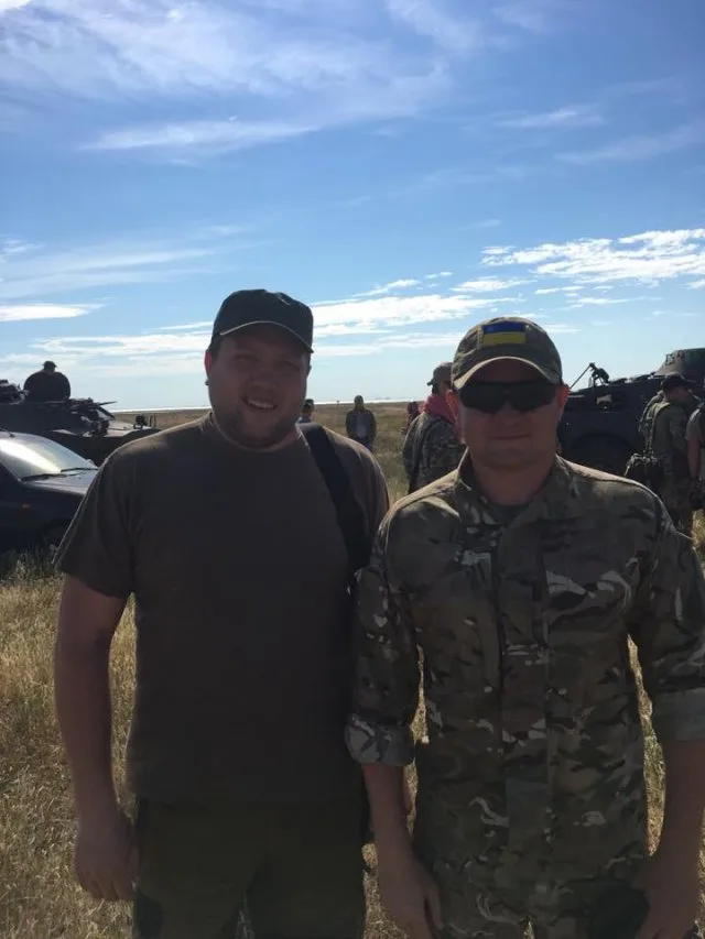 На Херсонщине  проходят совместные военные  учения 56-й бригады и территориальной обороны