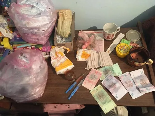 В Бериславе “накрыли” наркопритон, где  употребляли “крокодил”