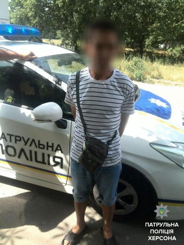 В Херсоне полицейские остановили водителя с признаками наркотического опьянения