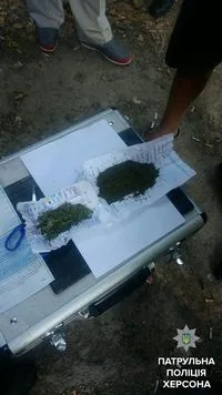 В Херсоне у подростка нашли большой запас каннабиса