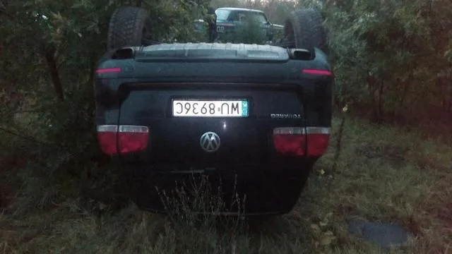 Под Олешками разбился “Volkswagen” с иностранными номерами, один человек погиб