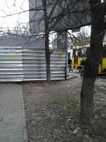 Херсонцев возмущает внешний вид остановок