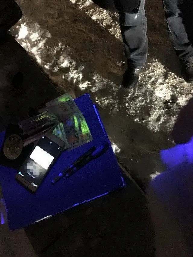 В Херсоне СБУ задержала на взятке следователя полиции