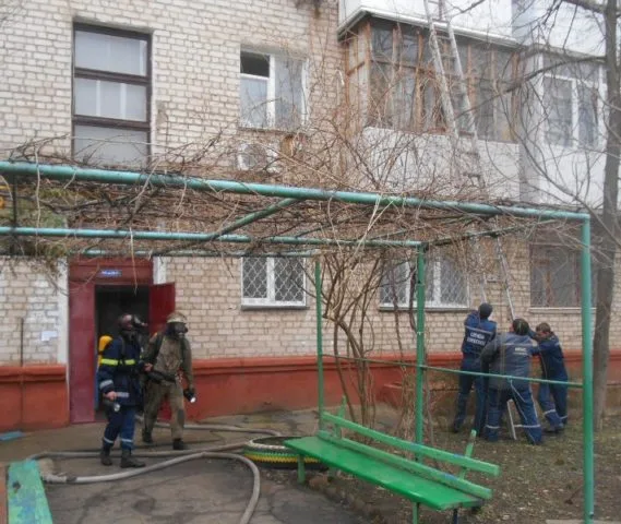 В новокаховской квартире во время пожара погибла пожилая пара