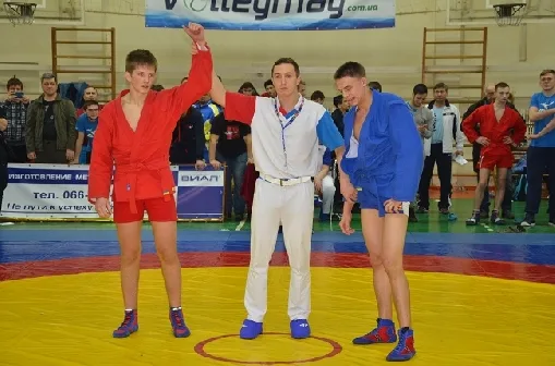 Херсонцы стали победителями чемпионата Украины по борьбе самбо