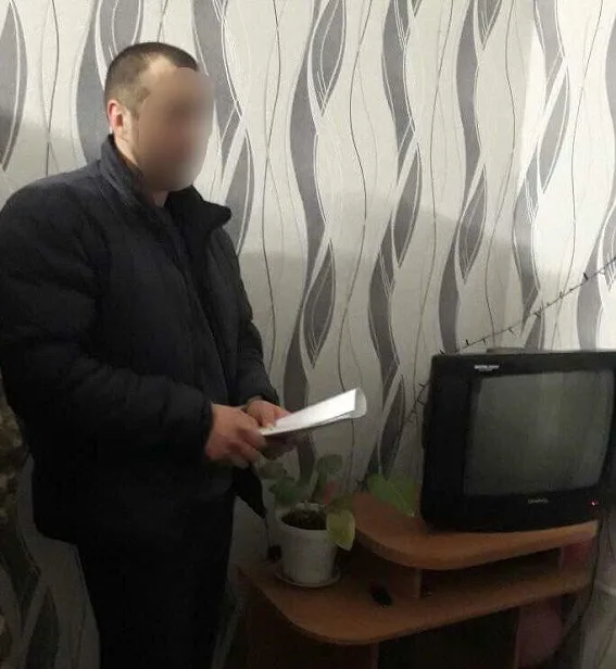 В Херсоне сотрудник полиции охраны сбывал наркотики