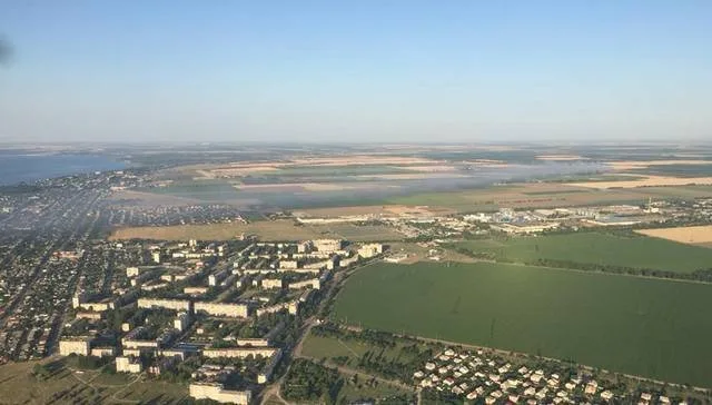 Дым от пожара в Каховке тянется до Берислава