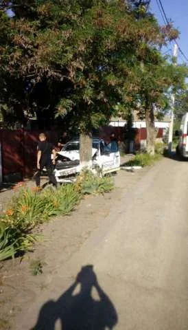 На Херсонщине патрульная машина “не вписалась в поворот”