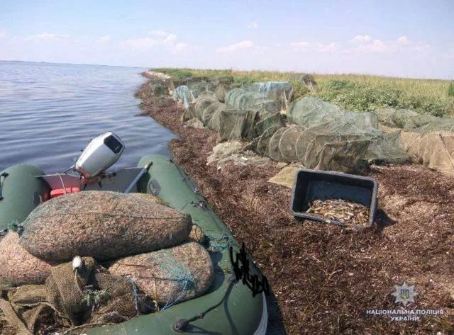 Херсонские полицейские задержали браконьеров, которые нанесли ущерб государству на 450 тысяч гривен