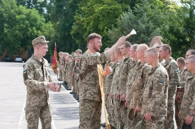 В Херсоне приняли присягу 20 офицеров-запаса – военные психологи