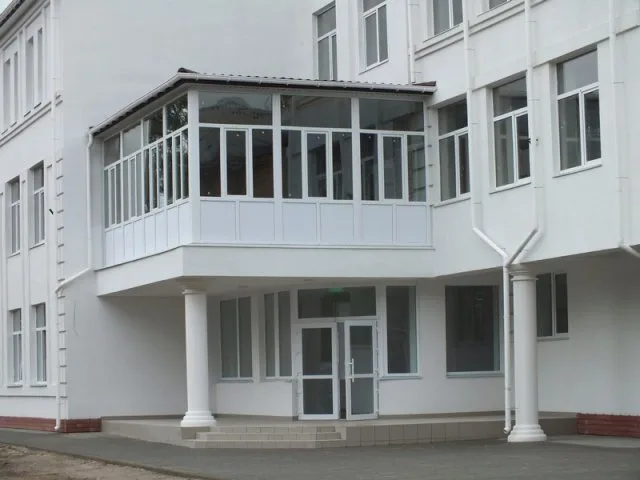 Сегодня презентовали новый учебный корпус в херсонской Школе гуманитарного труда