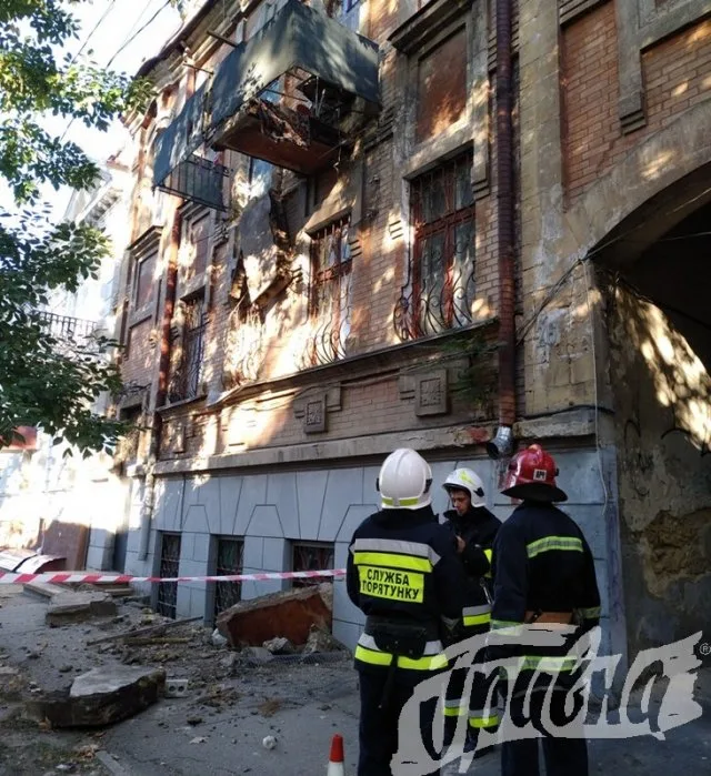 Херсонский балконопад: ремонтировать свою собственность горожане должны сами