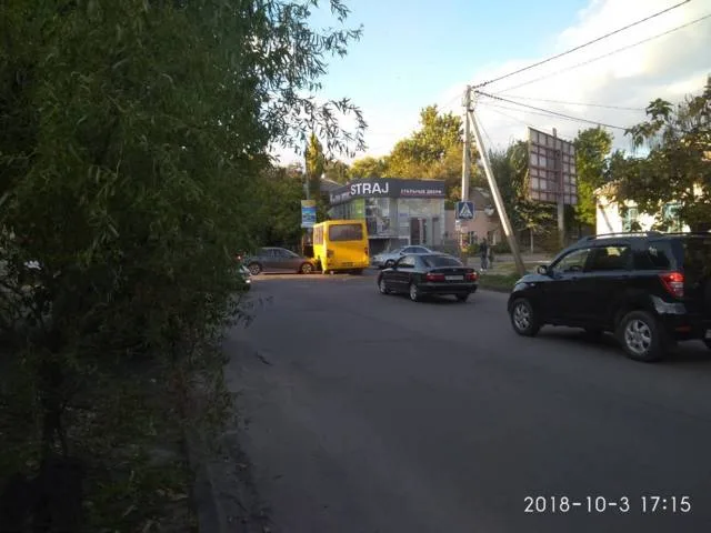 В центре Херсона в ДТП попала маршрутка