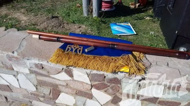 Нехороший знак: Президента в Херсоне встречали палкой