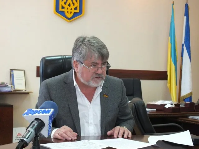Замглавы Херсонского облсовета утверждает, что депутат Дроговоз украл на поставках молочной продукции миллион гривен