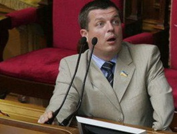 В Олешках рекламу бывших «регионалов» размещает фирма близкая к Журавко