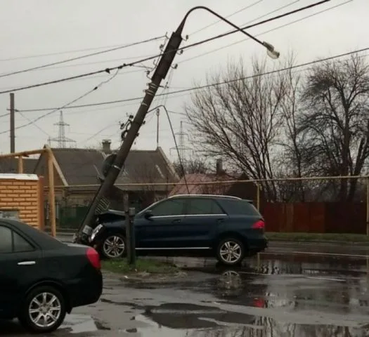 Из-за ночного ДТП жители Горностаевки оказались во тьме