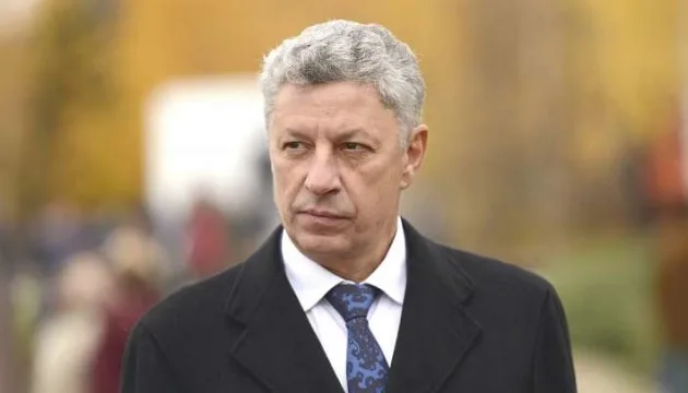 Женщины, афганцы и оппозиция призвали Вилкула с Мураевым сняться с выборов в пользу Бойко