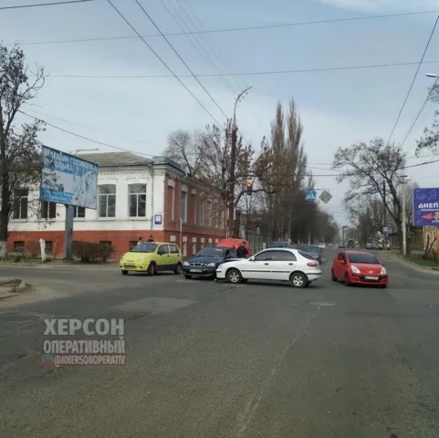 В Херсоне на аварийно опасном перекрестке снова случилось ДТП