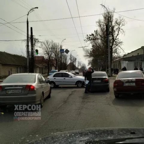 В Херсоне на аварийно опасном перекрестке снова случилось ДТП