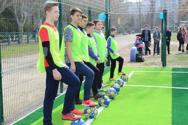 Современную спортивную площадку открыли в херсонской школе № 24