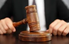Суд отменил решение о заключении “благоустроительных” договоров между владельцами МАФов и КП Елены Мазур
