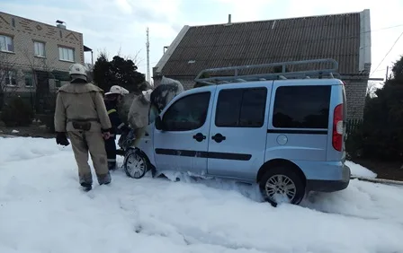 Вчера в Скадовске горел автомобиль
