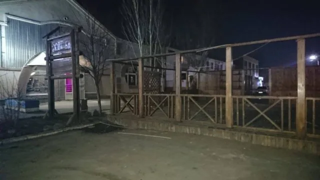 В Геническе приступили к демонтажу скандального кафе