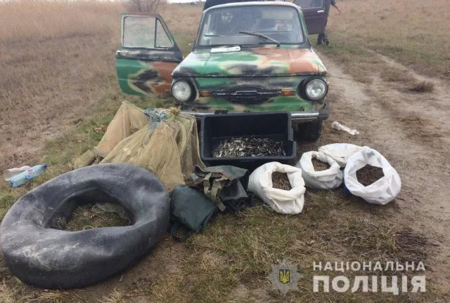 На Херсонщине водная полиция задержала браконьеров, с уловом креветки на 100 тыс. грн