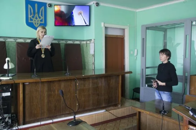 Журналистка в Геническе добилась права голосовать на выборах через суд