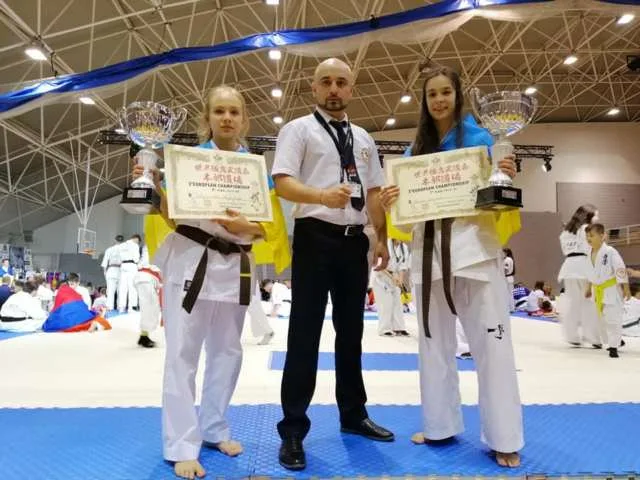 Херсонки завоевали почетные награды на чемпионате Европы по киокушин каратэ