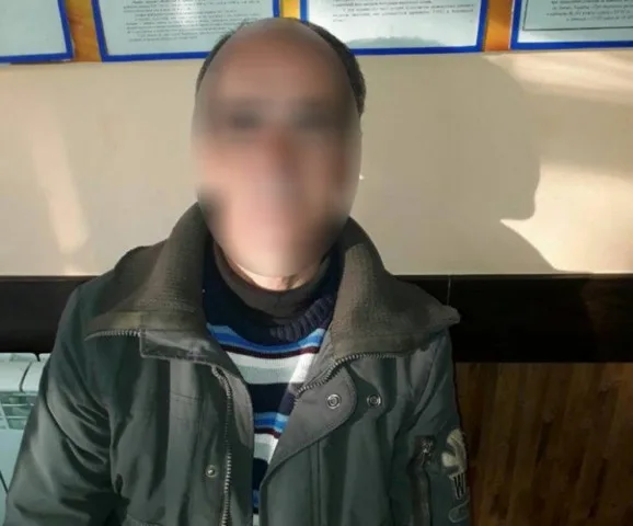 Жительница Херсона “сдала” полиции любимого-нелегала