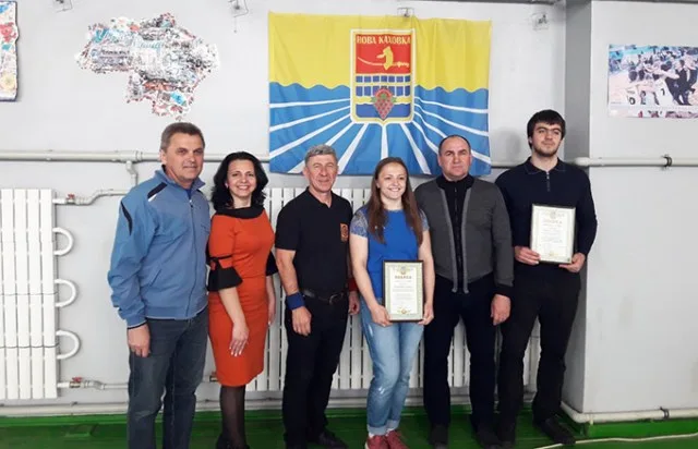 В Новой Каховке проходит чемпионат области по вольной борьбе среди юношей и девушек