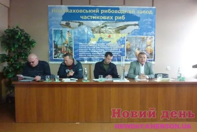 Каховское море на Херсонщине зачистят живые «санитары»