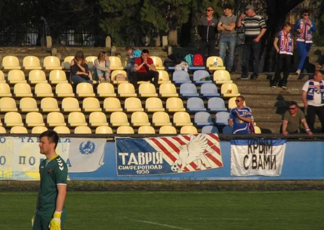 Дома “Энергия” не смогла одолеть бериславскую “Таврию-Симферополь” – 0:0