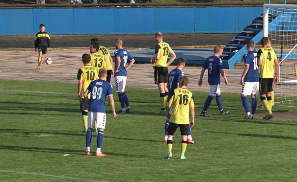 Дома “Энергия” не смогла одолеть бериславскую “Таврию-Симферополь” – 0:0