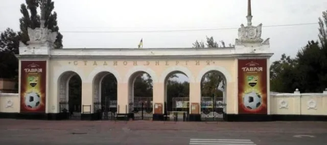 Новокаховская “Энергия” на родном стадионе в красивом матче выиграла у “Николаева-2