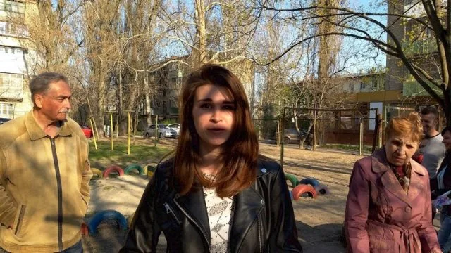 В Херсоне жители ул. Железнодорожной готовы перекрывать железную дорогу