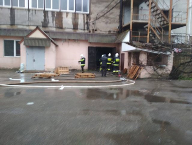 Пожар в Херсонской городской типографии потушили (дополнено)