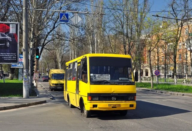 Информация о движении общественного транcпорт в Херсоне в поминальные дни