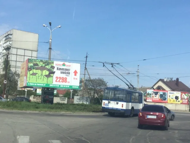 На Шуменском обрыв троллейбусной линии – транспорта не дождаться