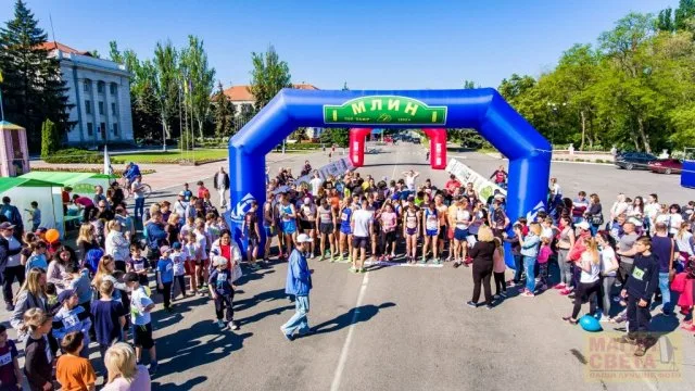 В Новой Каховке прошел легкоатлетический пробег