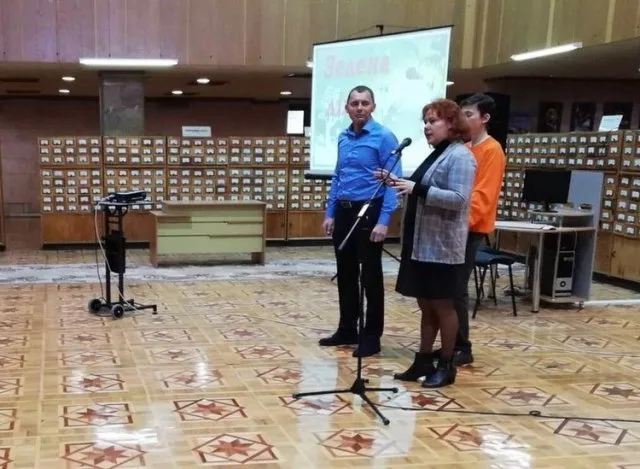 Руководитель херсонского предприятия, выпускающего бытовую химии без фосфатов, хлора и кислот, делился опытом