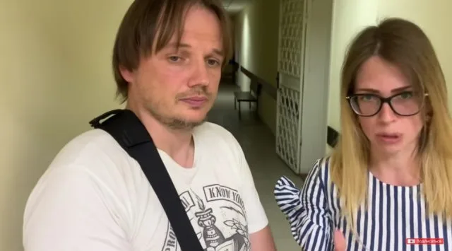 В Херсоне местный блогер, находящийся под ночным арестом, днем подал в суд на начальника городской полиции