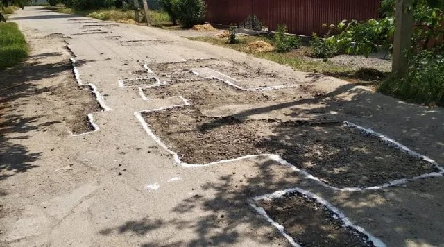 В Геническе начали большой ремонт дорог