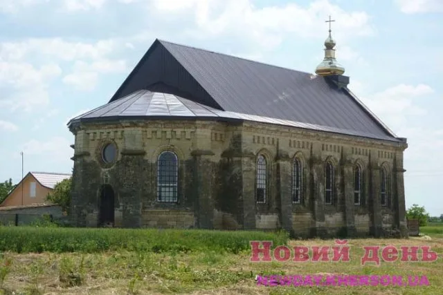 Осиротевший храм на Херсонщине ищет хозяев