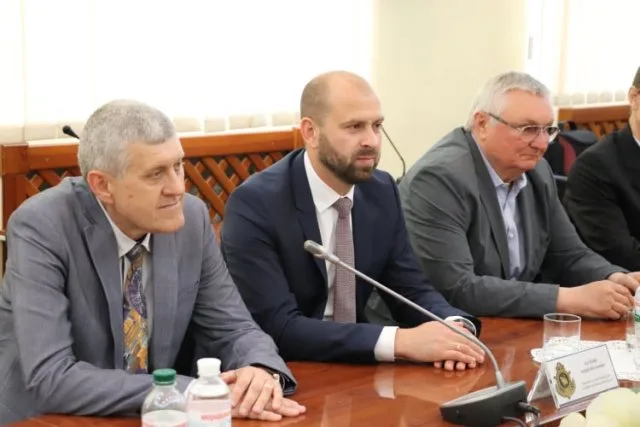 В Херсоне подписали договоры о партнерстве в морской сфере